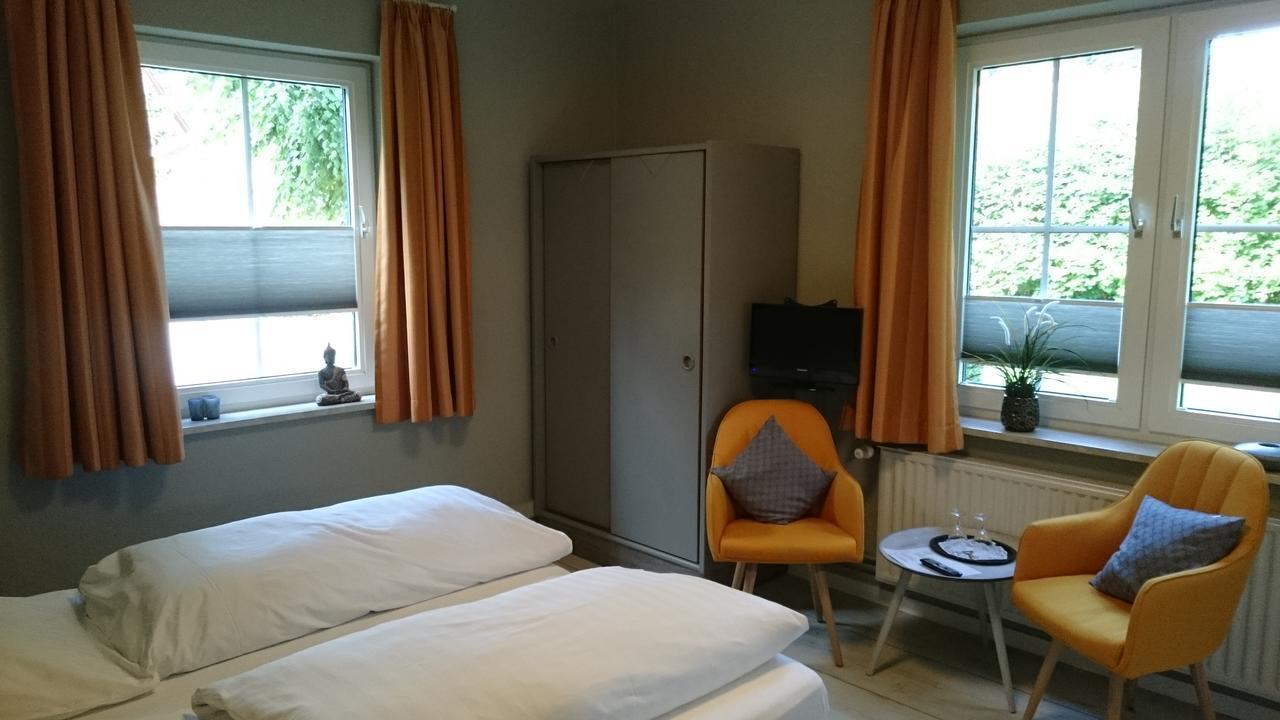 Gasthaus Zum Frohsinn Bosau Экстерьер фото